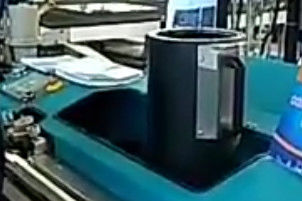 Automatische die Butyl Extrudermachine voor het Kader van het Deklaagverbindingsstuk voor het Verzegelen van Dubbel Glas wordt gebruikt