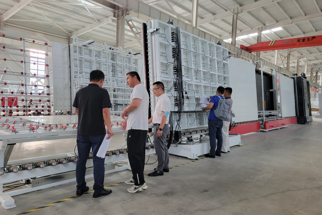 Automatische Jumbogrootte Geïsoleerde Glasproductielijn met Argongas het Vullen