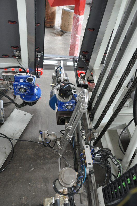 Maximum Glas Szie 2500*4500mm Verticale Isolerende Glasmachine/de Dubbele Verzegelende Robot van de Glasmachine