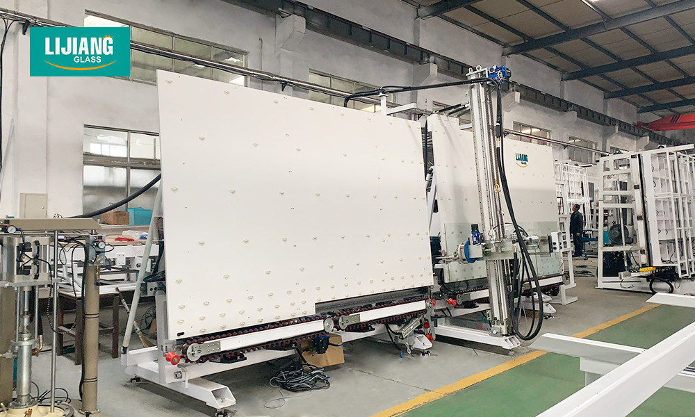 Verticaal Automatisch Laag e-Glas die Machine om Glasproductielijn Te isoleren schrappen