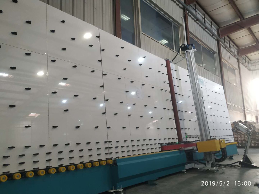 Verticale Slimme Automatische Isolerende de Schrappingslijn 2500*4500mm van de Glasdeklaag Maximum Glasgrootte