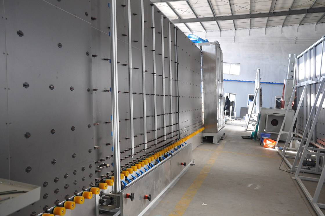 nieuwe Verticale Isolerende het Glasproductielijn van 2020 voor het isoleren glasverwerking