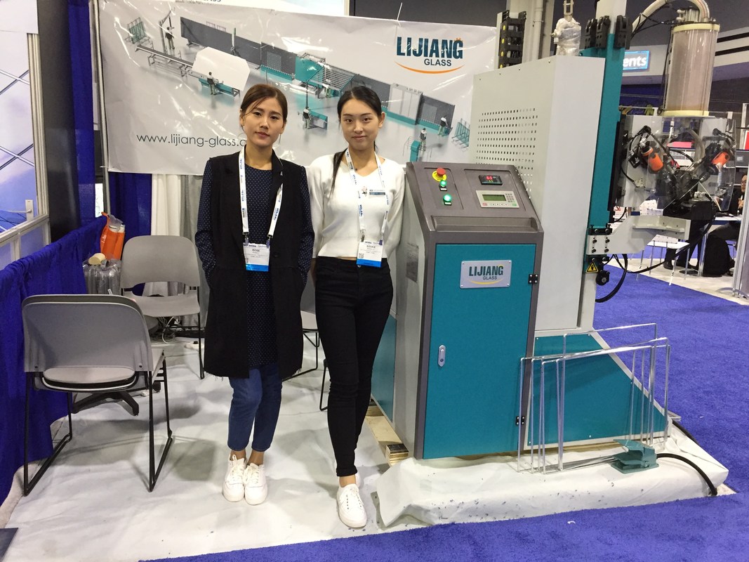 De dehydrerende het Vullen Machine kan acties automatisch bereiken van automatisch het boren van gaten in de verbindingsstukkaders,