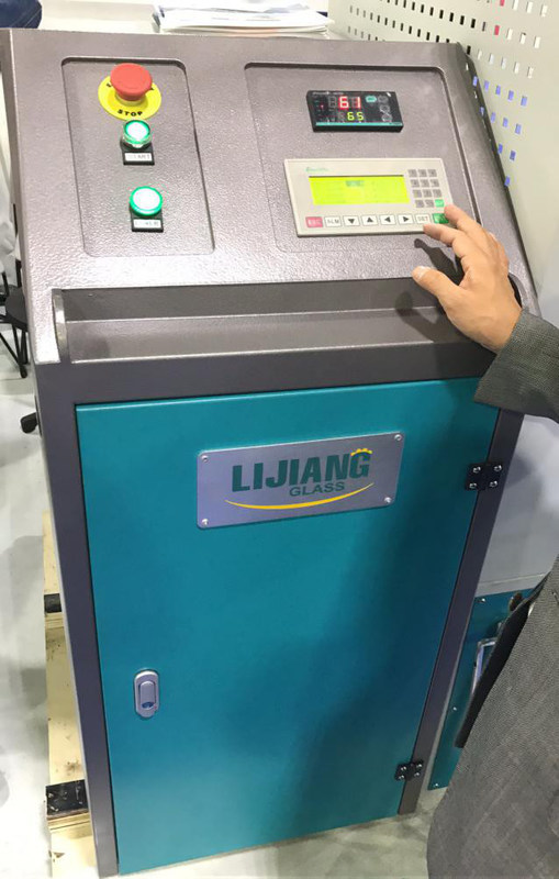 LJGZ2020 de dehydrerende het Vullen Machine kan acties automatisch bereiken van automatisch het boren van gaten in het verbindingsstukkader