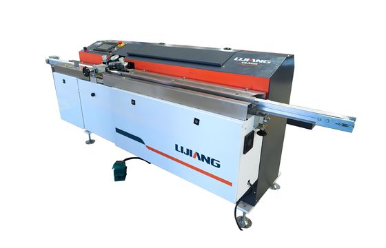47m/min automatische Butyl Extrudermachine om het Kader van het Aluminiumverbindingsstuk Met een laag te bedekken