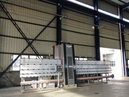 CNC-verticale boor- en freesmachine